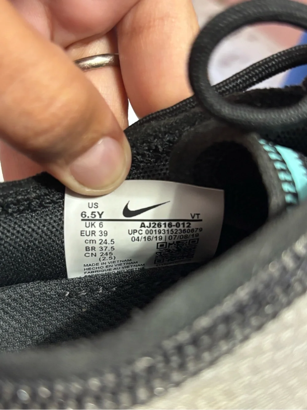 Nike Black and Teal Youth Running Shoe